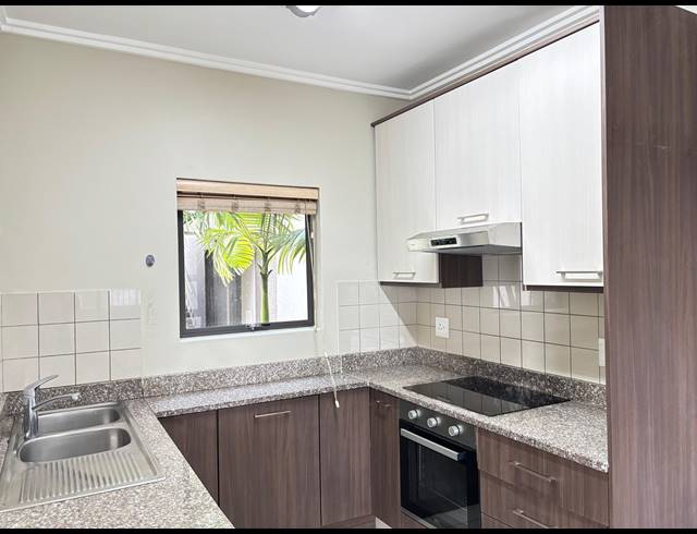3 BEDROOM APARTMENT FOR SALE IN UMHLANGA RIDGE